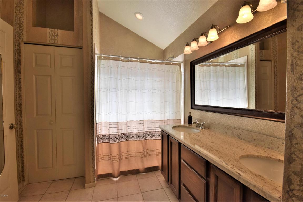 2309 E Millbrae Ct, Gilbert, AZ 85234 photo 17