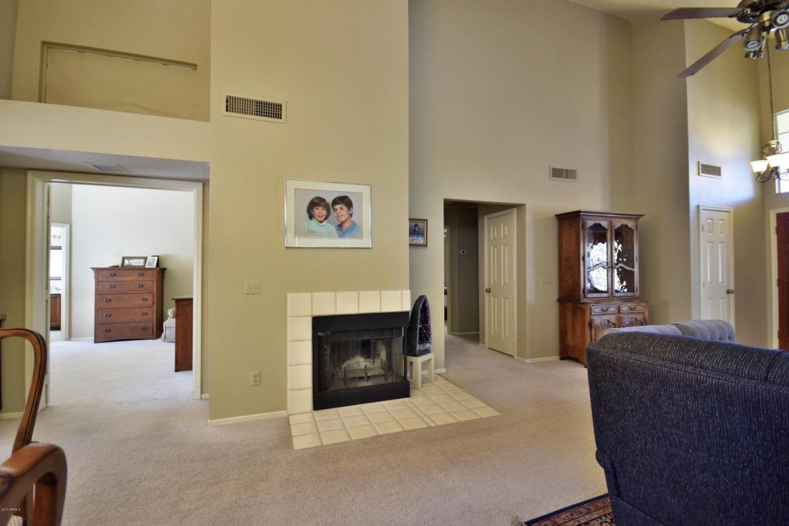 2309 E Millbrae Ct, Gilbert, AZ 85234 photo 5