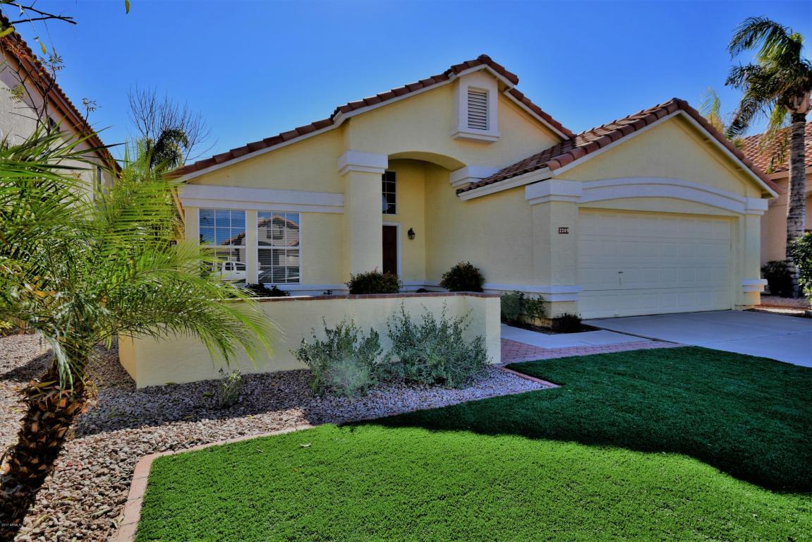 2309 E Millbrae Ct, Gilbert, AZ 85234 photo 1