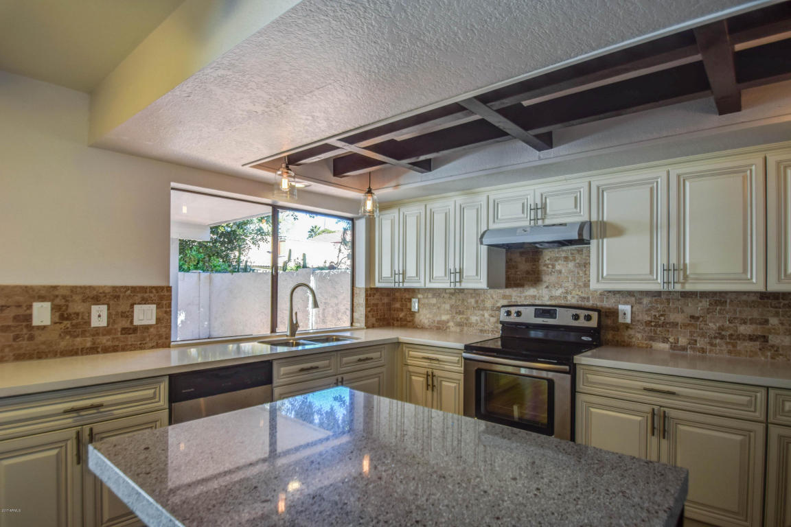 958 E Driftwood Dr, Tempe, AZ 85283 photo 6