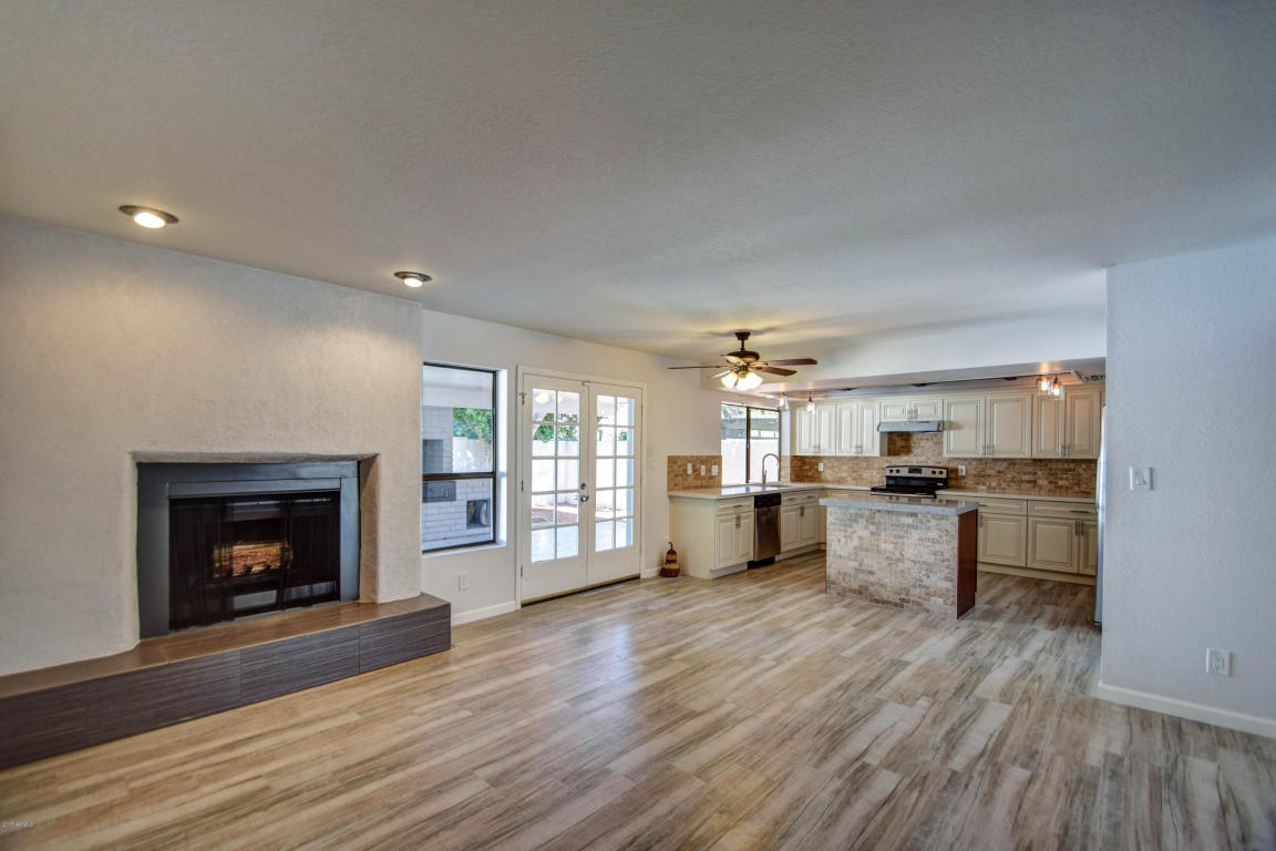 958 E Driftwood Dr, Tempe, AZ 85283 photo 4