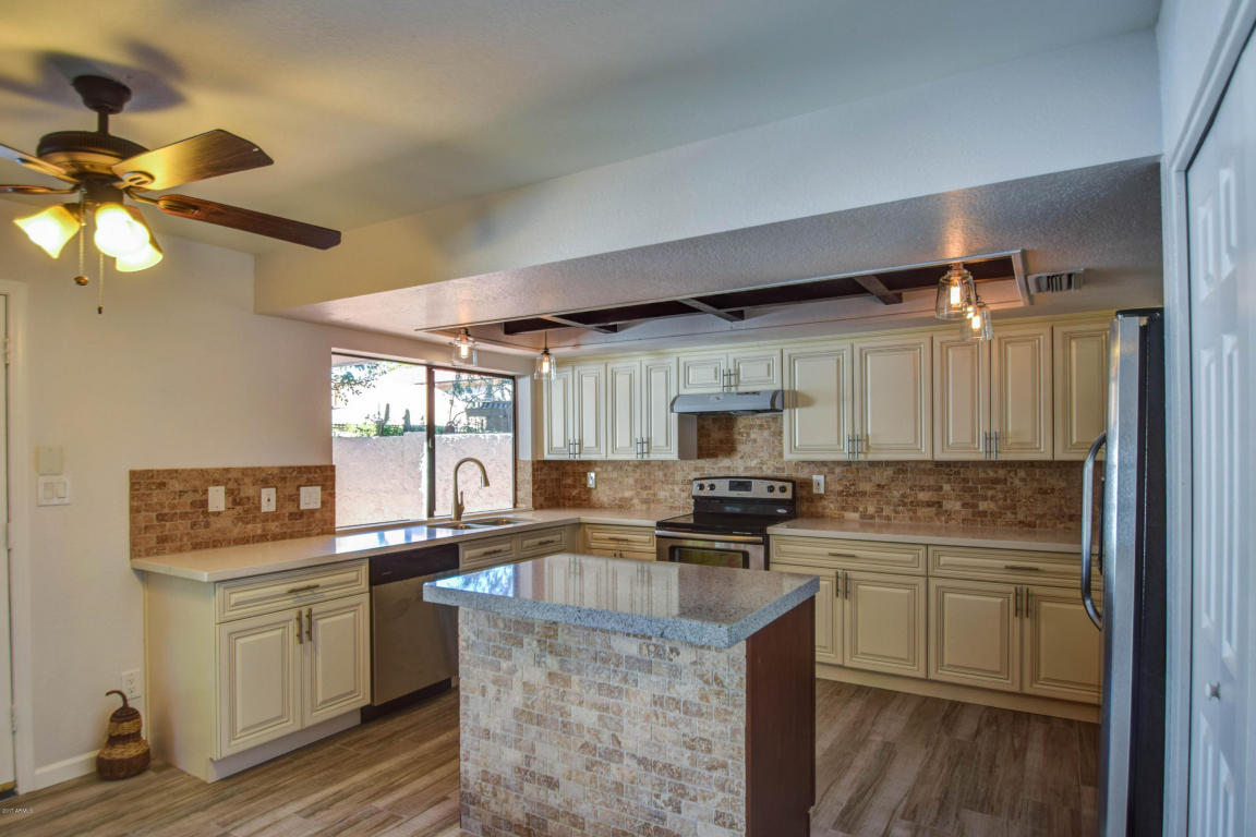 958 E Driftwood Dr, Tempe, AZ 85283 photo 3