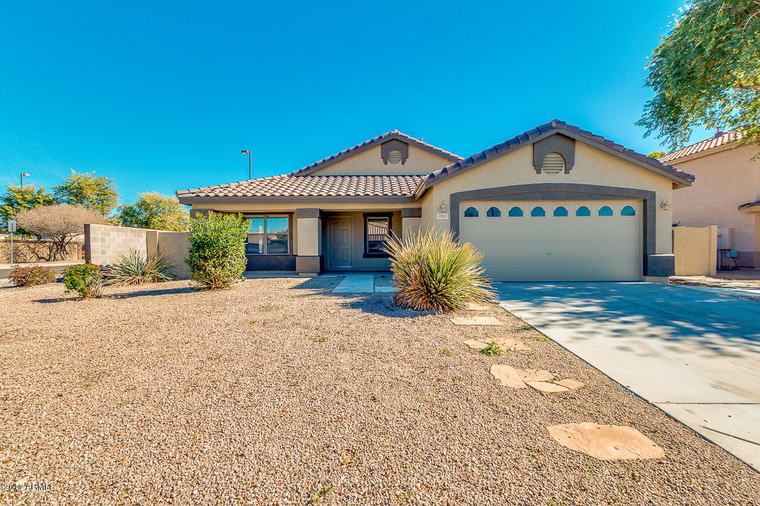 3261 S Martingale Rd, Gilbert, AZ 85297 photo 1