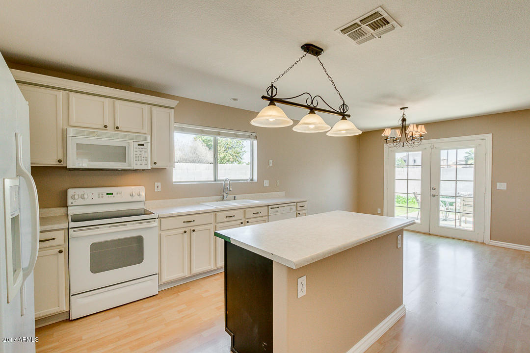 3261 S Martingale Rd, Gilbert, AZ 85297 photo 9
