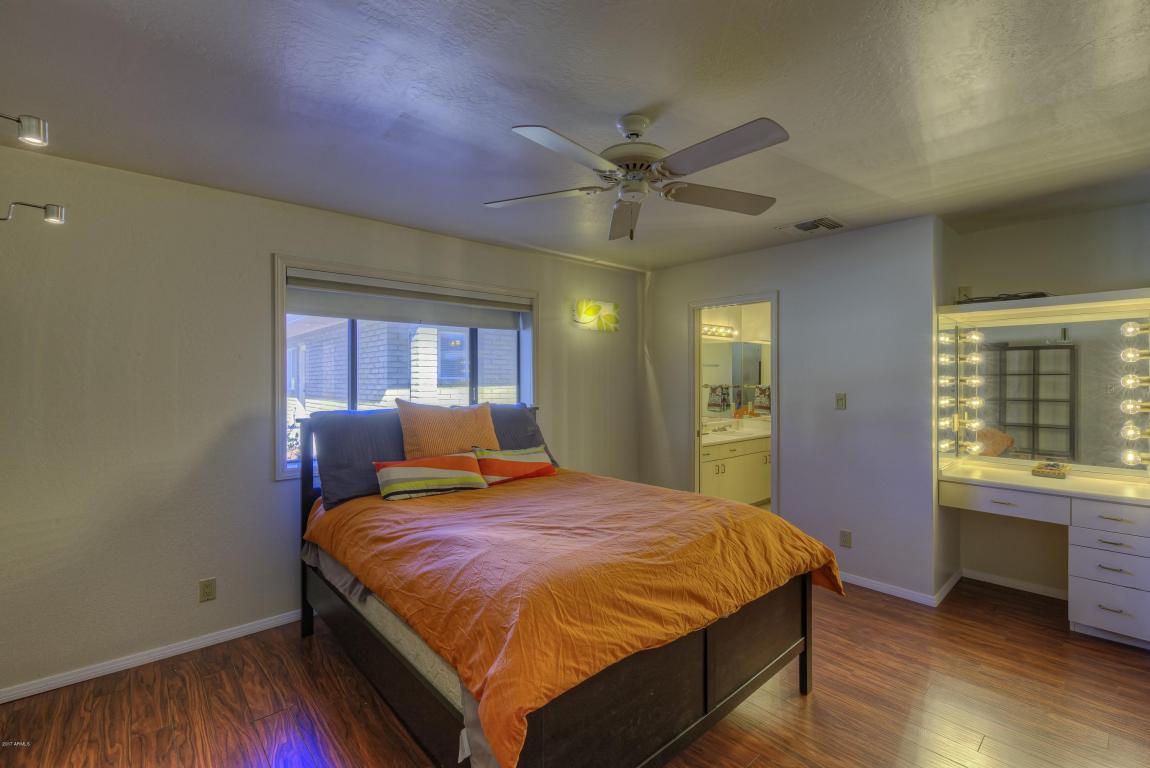 1712 E Cactus Wren Dr, Phoenix, AZ 85020 photo 8