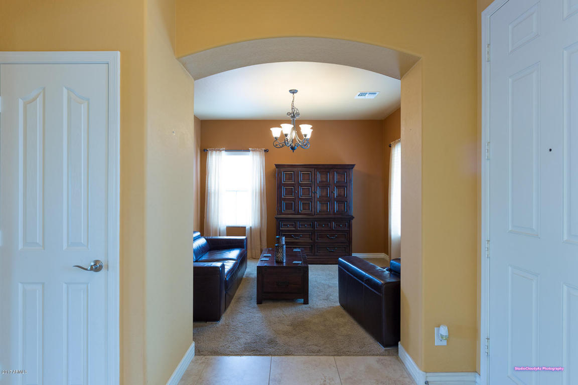 2908 E Santa Fe Ln, Gilbert, AZ 85297 photo 6