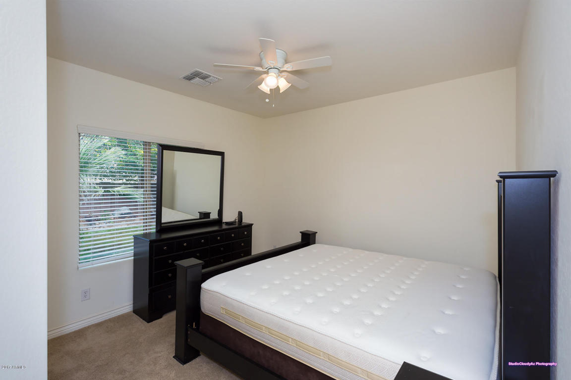 2908 E Santa Fe Ln, Gilbert, AZ 85297 photo 9