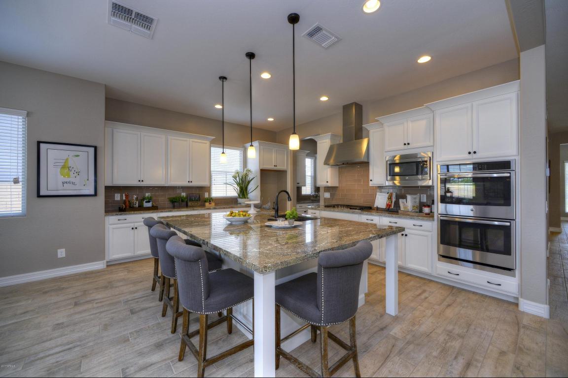 2868 E Sagebrush St, Gilbert, AZ 85296 photo 4