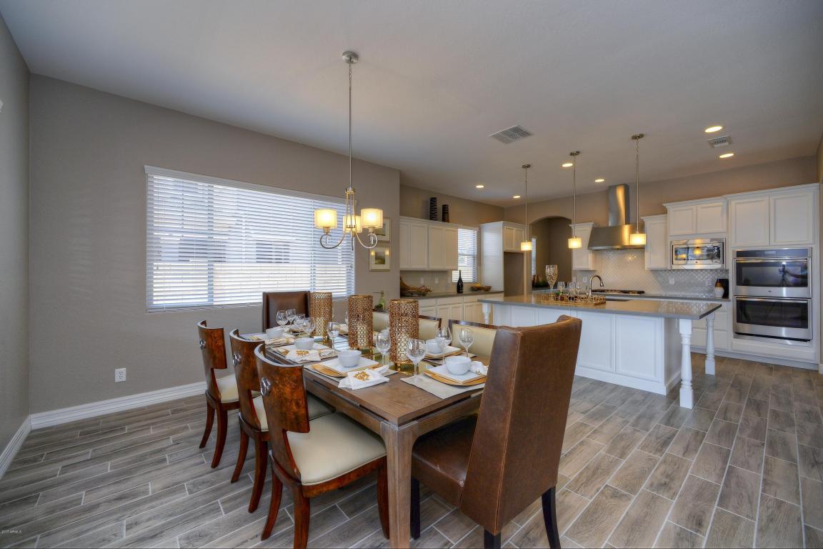 2923 E Austin Dr, Gilbert, AZ 85296 photo 8