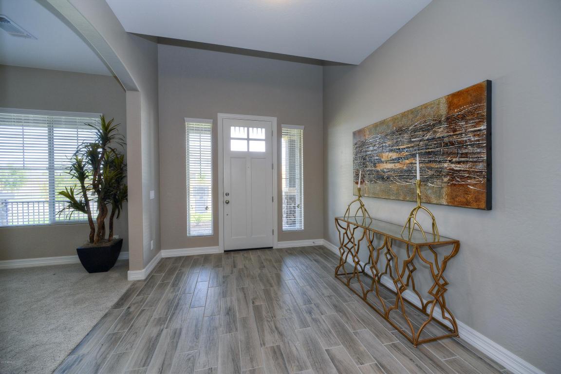 2923 E Austin Dr, Gilbert, AZ 85296 photo 9