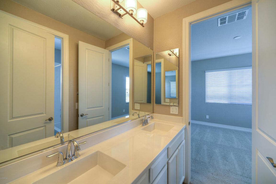 2923 E Austin Dr, Gilbert, AZ 85296 photo 20