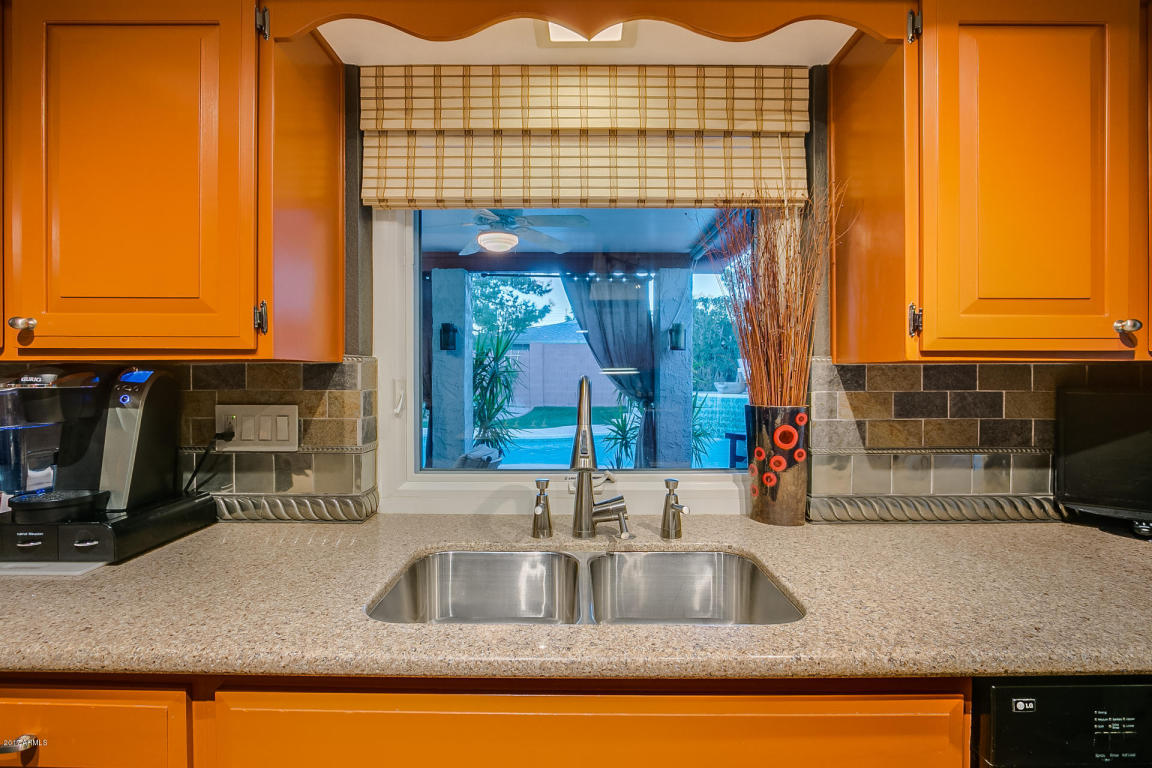 2417 E Sahuaro Dr, Phoenix, AZ 85028 photo 13