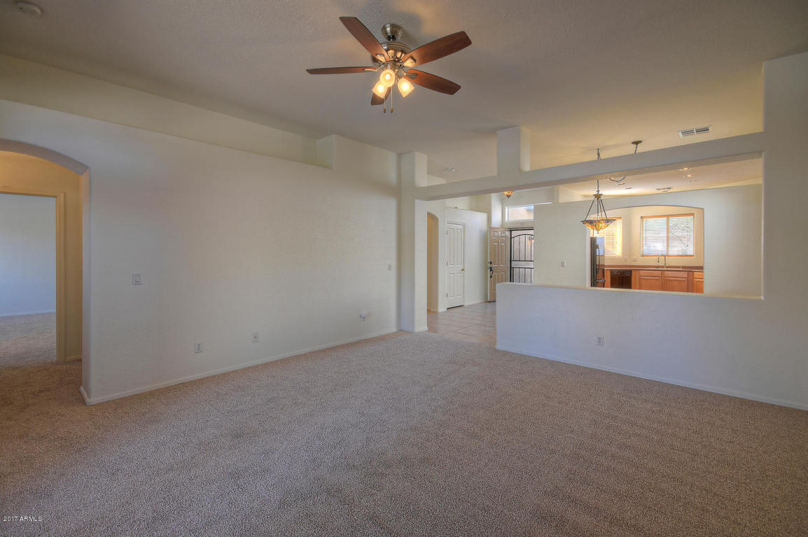 508 E Lydia Ln, Phoenix, AZ 85042 photo 8