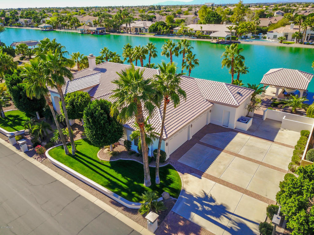 280 N Shore Ln, Gilbert, AZ 85233 photo 1