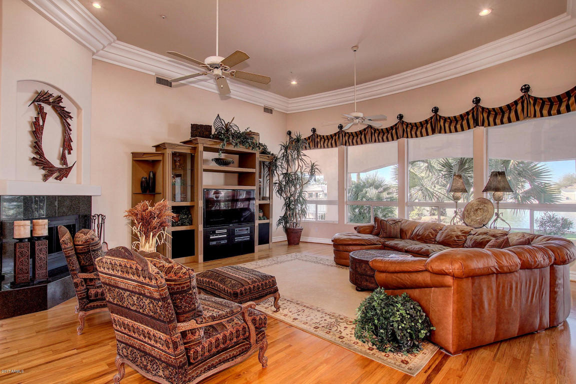 280 N Shore Ln, Gilbert, AZ 85233 photo 6