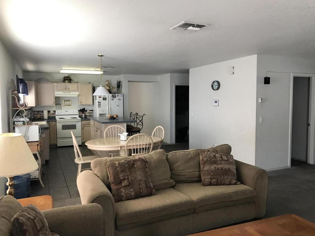 111 E Beth Dr, Phoenix, AZ 85042 photo 12