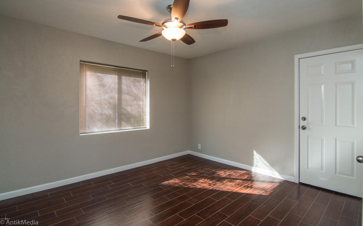 382 E Whitton Ave, Phoenix, AZ 85012 photo 11