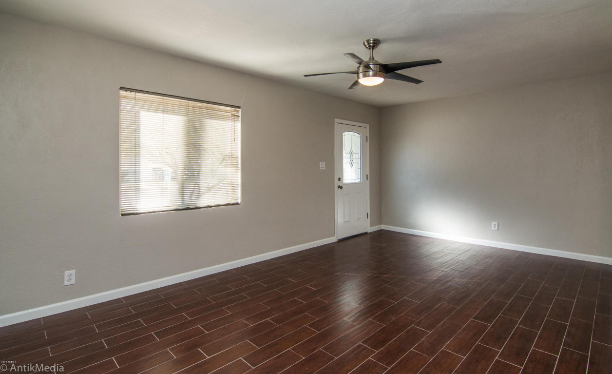 382 E Whitton Ave, Phoenix, AZ 85012 photo 4