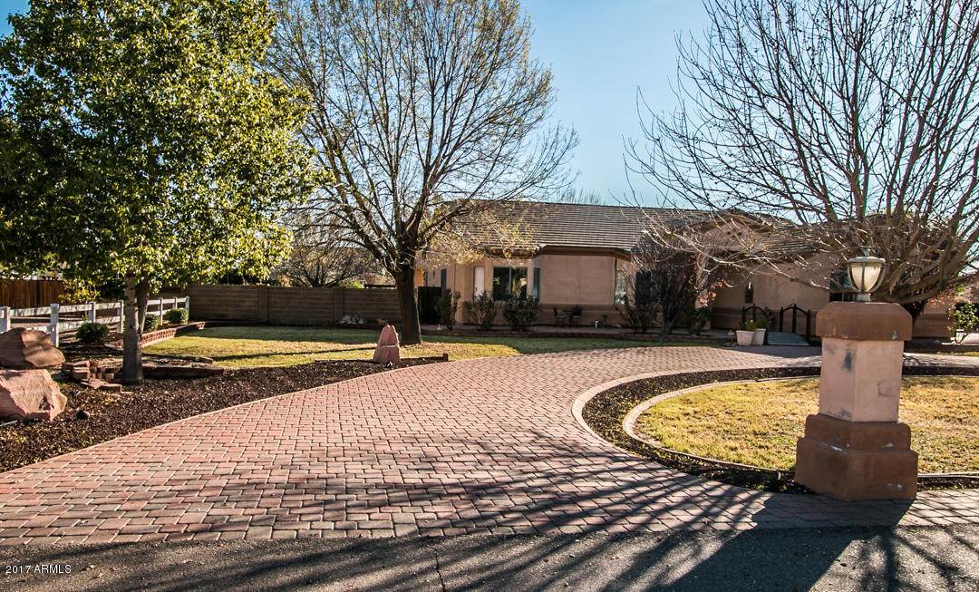 2129 E Maplewood St, Gilbert, AZ 85297 photo 2