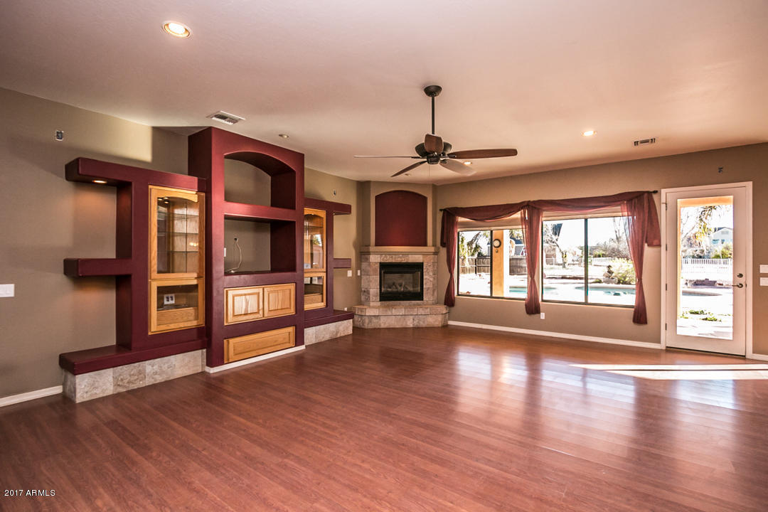 2129 E Maplewood St, Gilbert, AZ 85297 photo 7