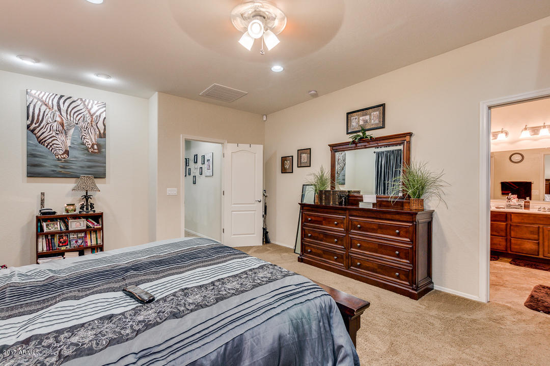 3470 E Desert Ln, Gilbert, AZ 85234 photo 18