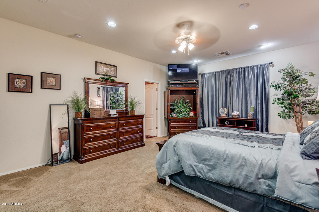 3470 E Desert Ln, Gilbert, AZ 85234 photo 17