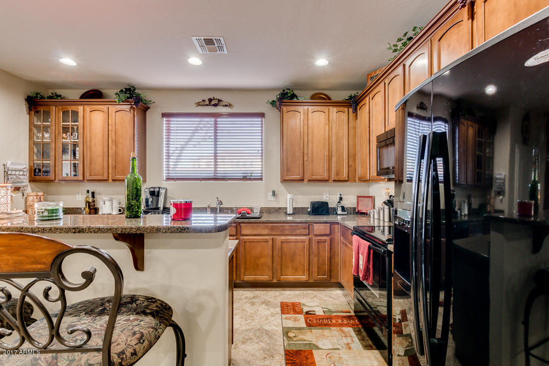 3470 E Desert Ln, Gilbert, AZ 85234 photo 8