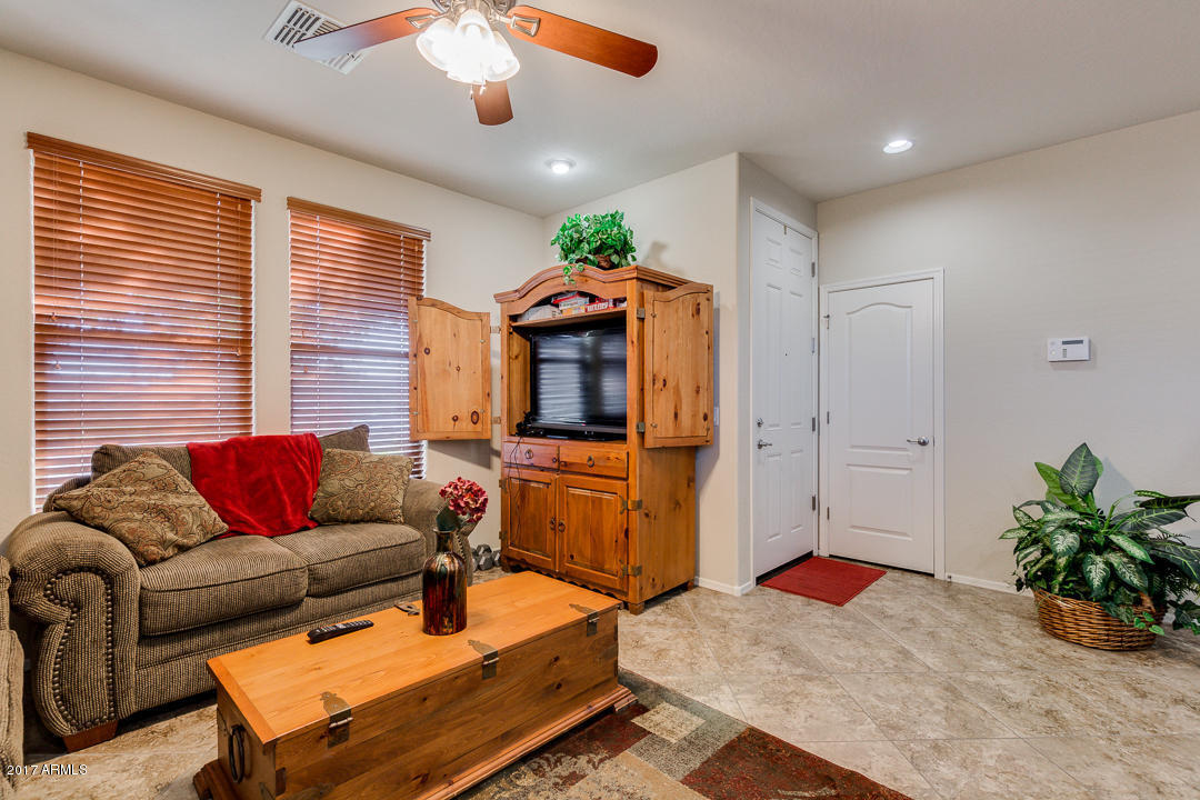 3470 E Desert Ln, Gilbert, AZ 85234 photo 5