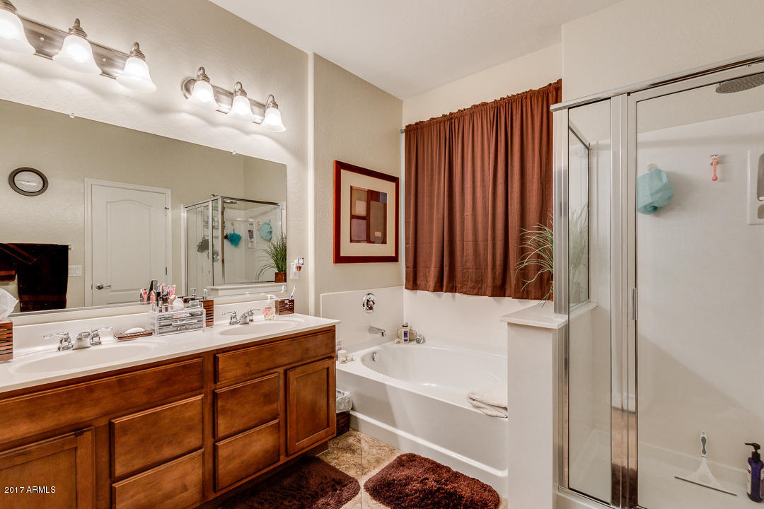 3470 E Desert Ln, Gilbert, AZ 85234 photo 19