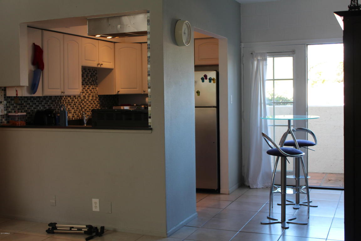 4111 E Camelback Rd #20, Phoenix, AZ 85018 photo 2