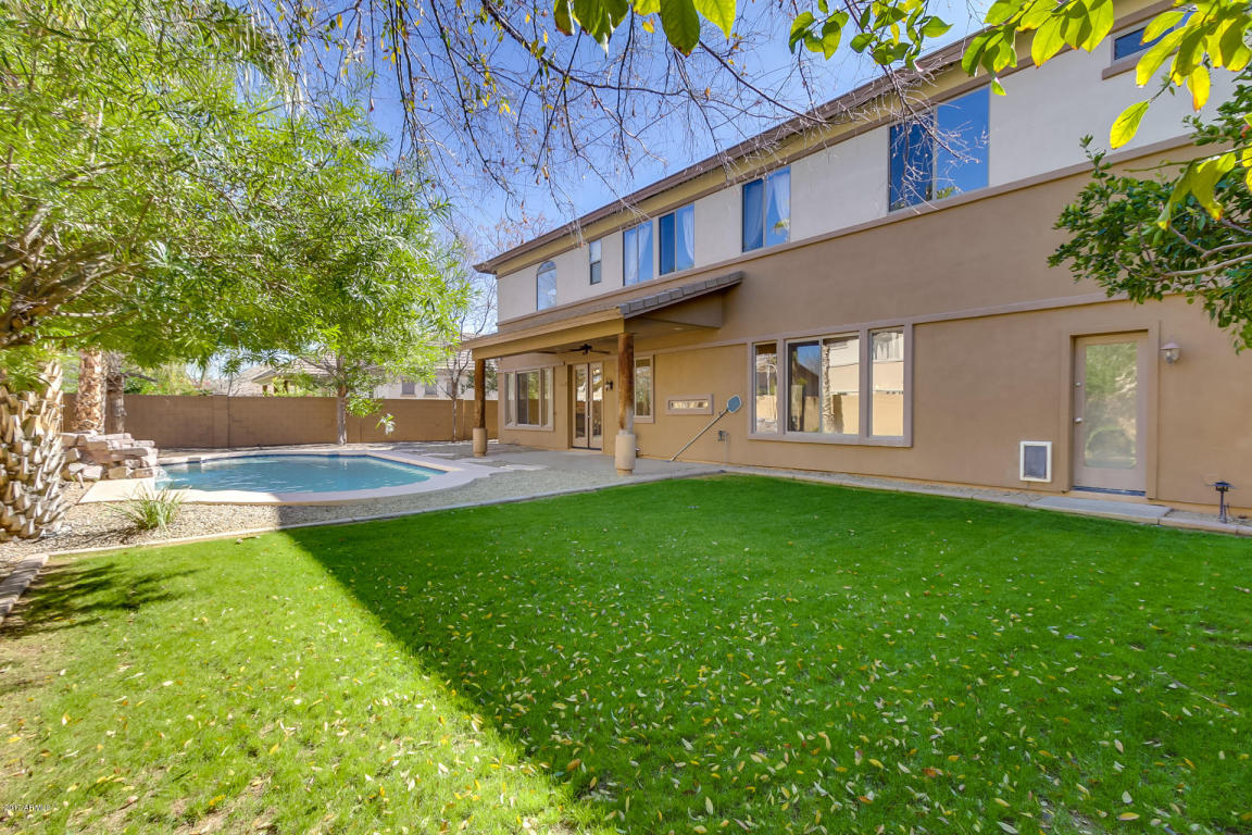 2854 E Washington Ct, Gilbert, AZ 85234 photo 5