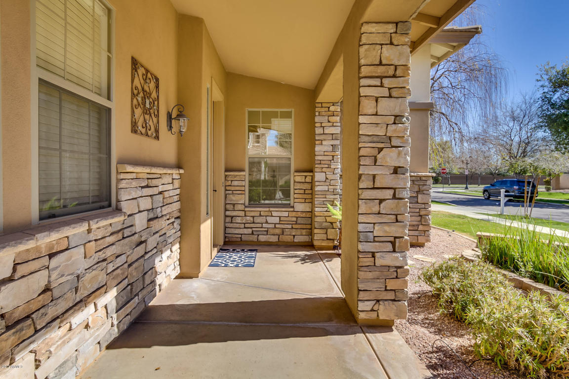 2854 E Washington Ct, Gilbert, AZ 85234 photo 8