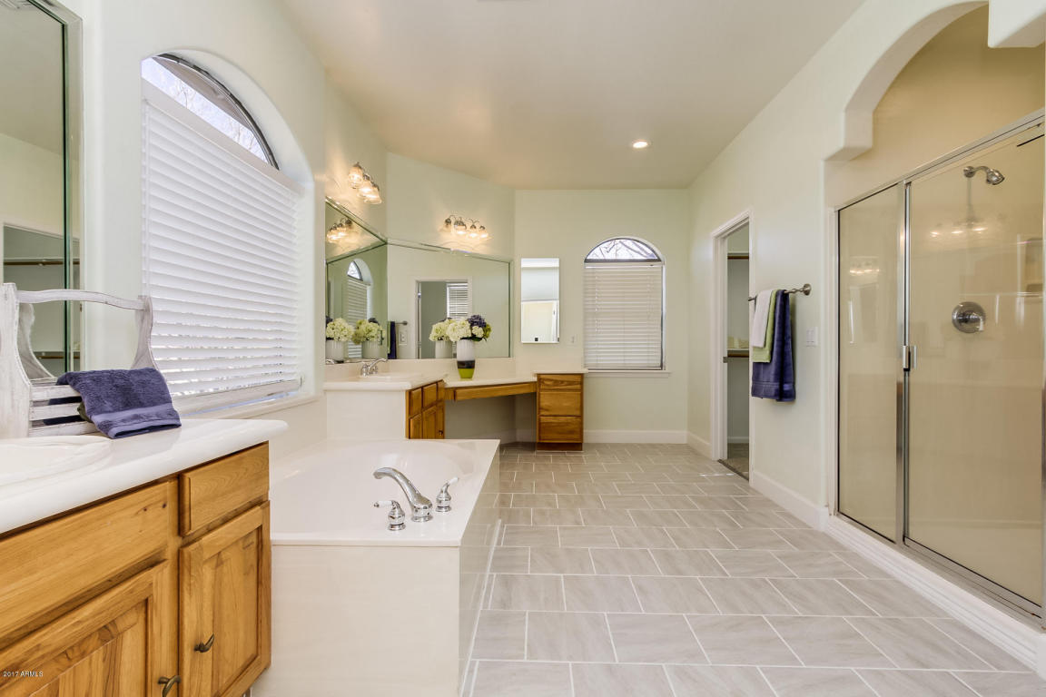 2854 E Washington Ct, Gilbert, AZ 85234 photo 26