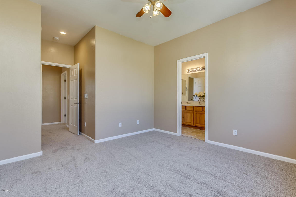 2854 E Washington Ct, Gilbert, AZ 85234 photo 31