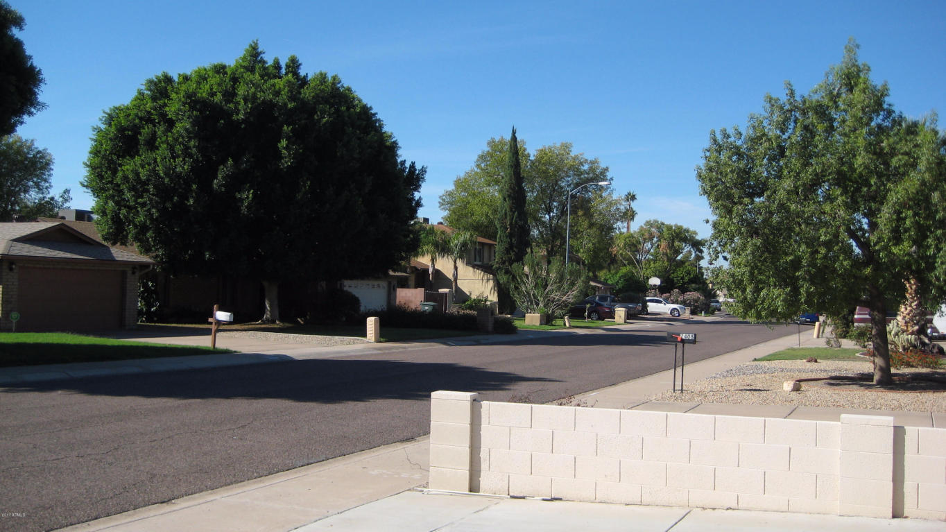 2402 W Hearn Rd, Phoenix, AZ 85023 photo 7