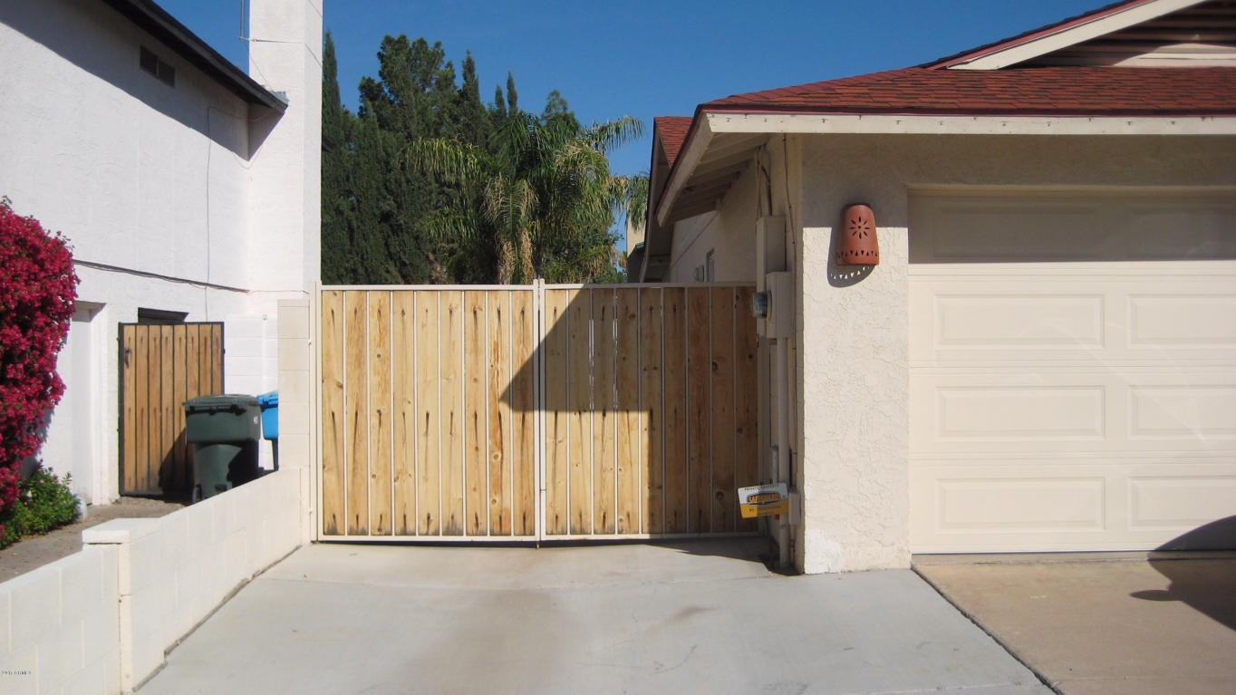 2402 W Hearn Rd, Phoenix, AZ 85023 photo 4