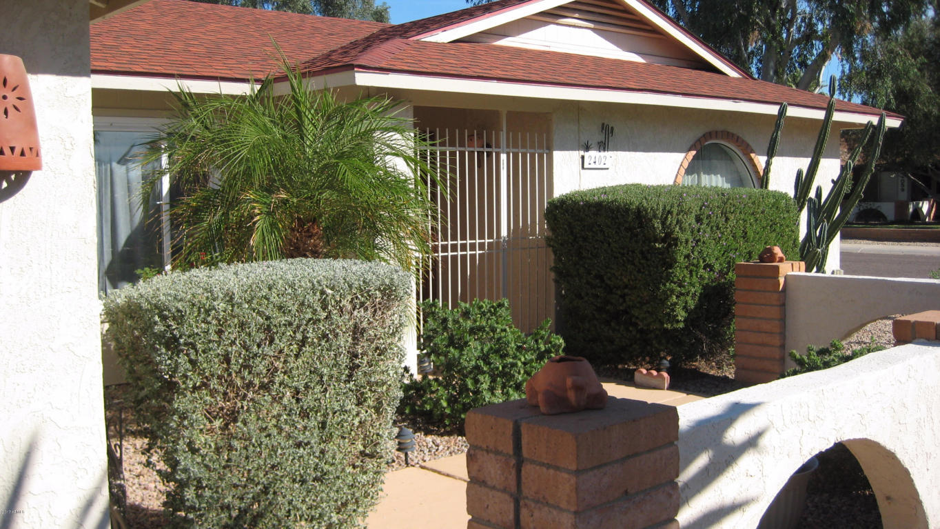 2402 W Hearn Rd, Phoenix, AZ 85023 photo 5