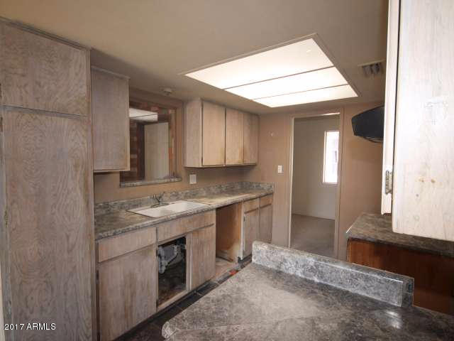 3747 E Mercer Ln, Phoenix, AZ 85028 photo 7