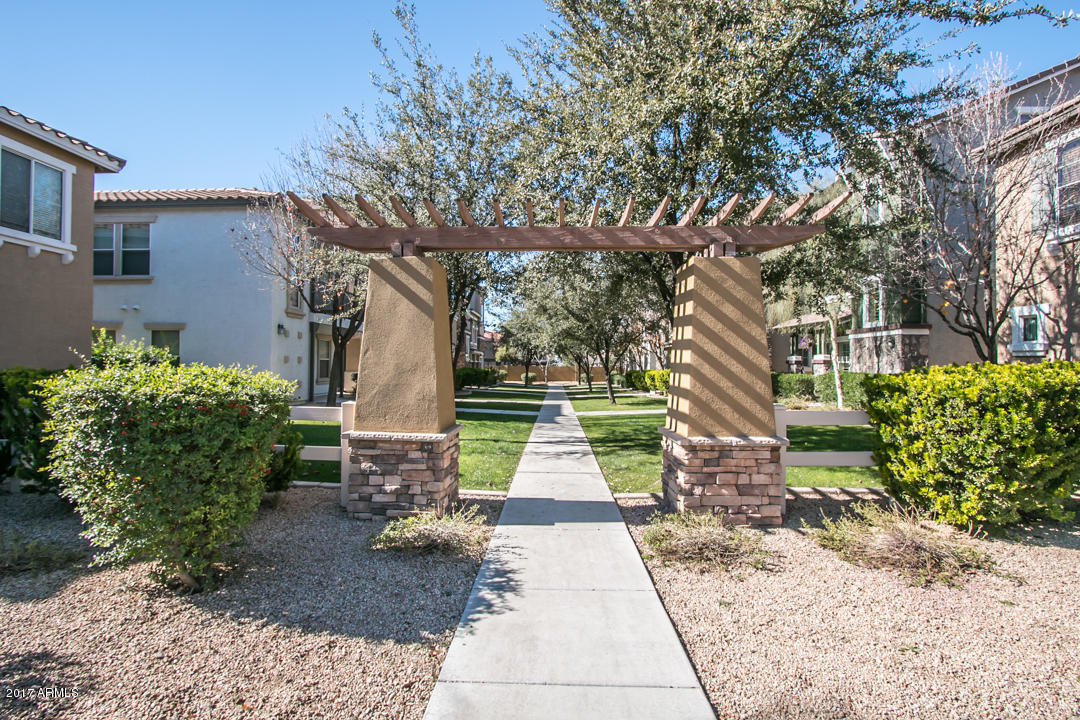 160 W Commerce Ct, Gilbert, AZ 85233 photo 18