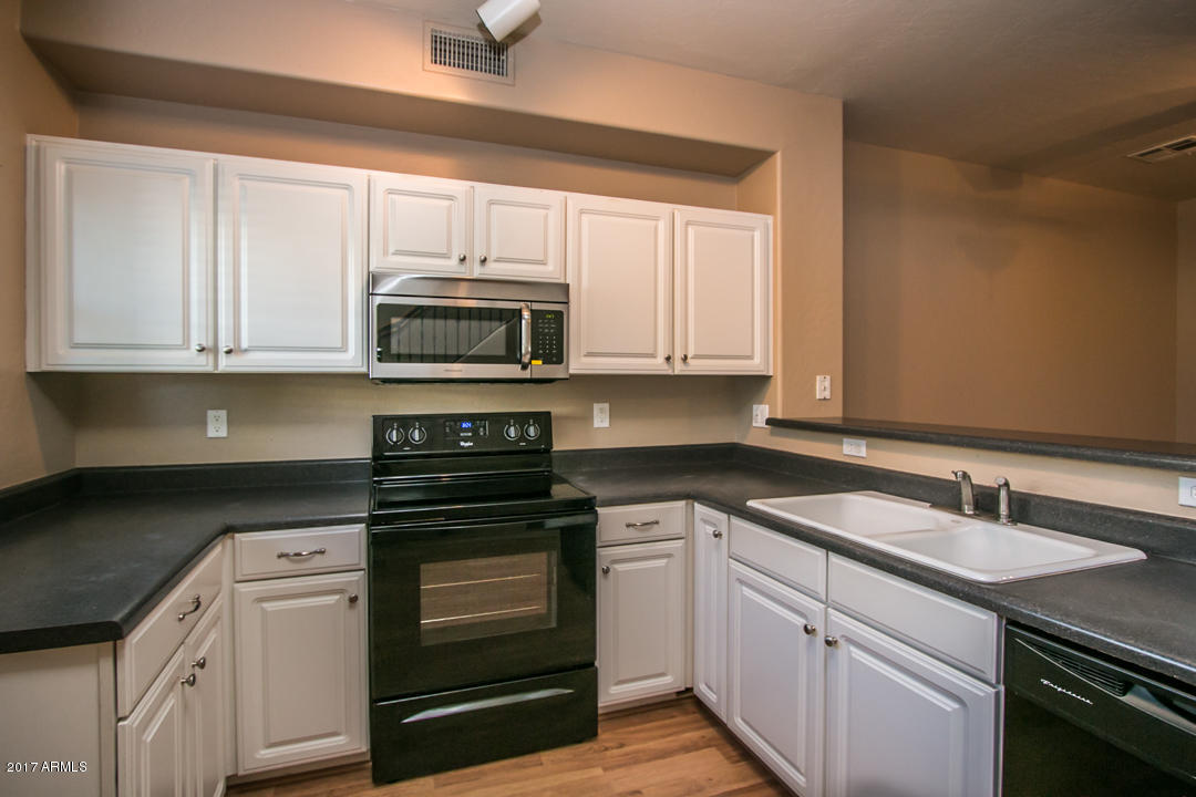 160 W Commerce Ct, Gilbert, AZ 85233 photo 3