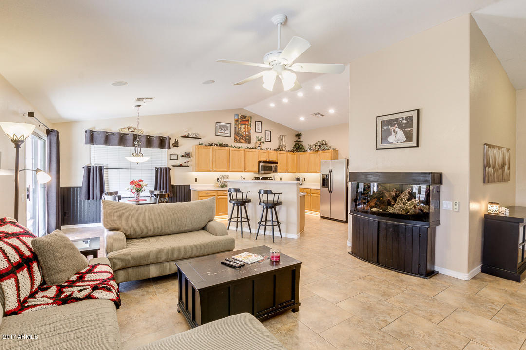 620 S Thunderbird Dr, Apache Junction, AZ 85120 photo 4