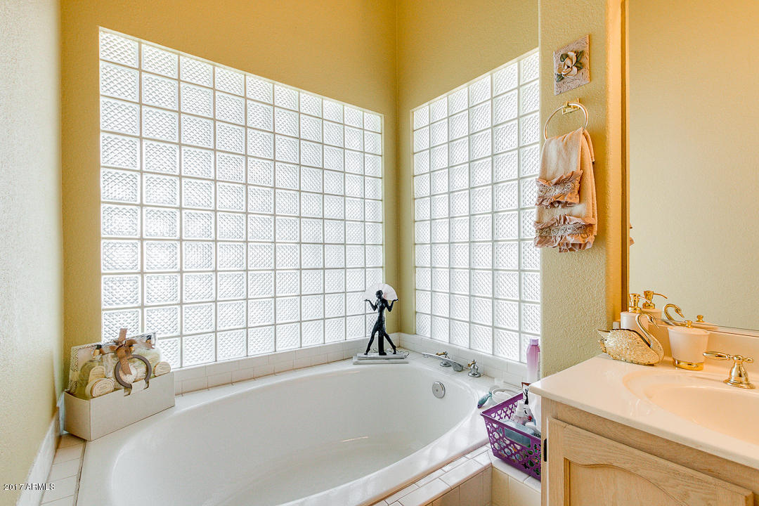 1402 E Nighthawk Way, Phoenix, AZ 85048 photo 16