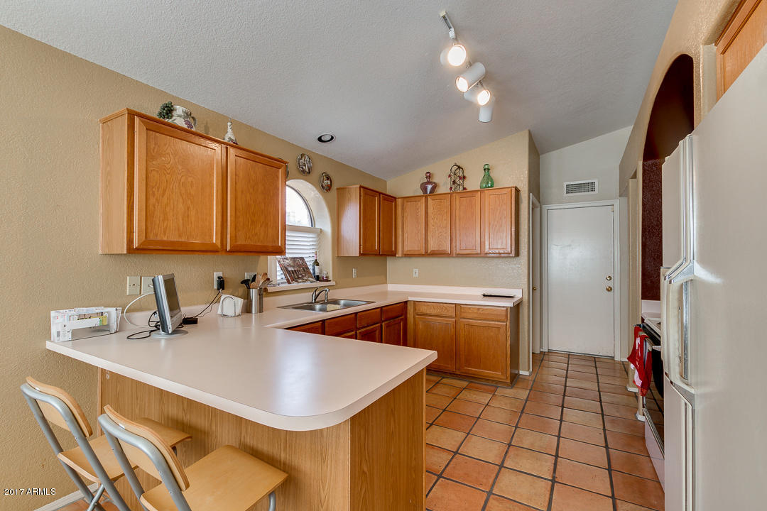 2521 E Indigo Brush Rd, Phoenix, AZ 85048 photo 10