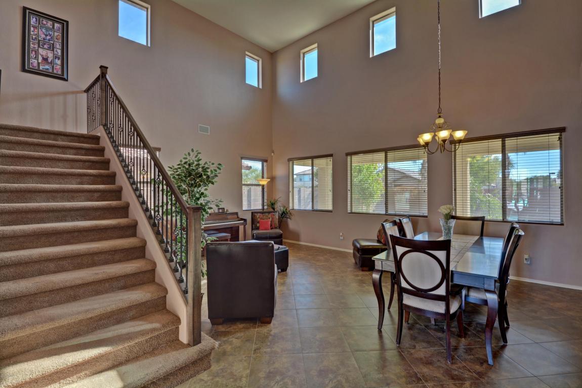 703 E Hummingbird Way, Gilbert, AZ 85297 photo 14