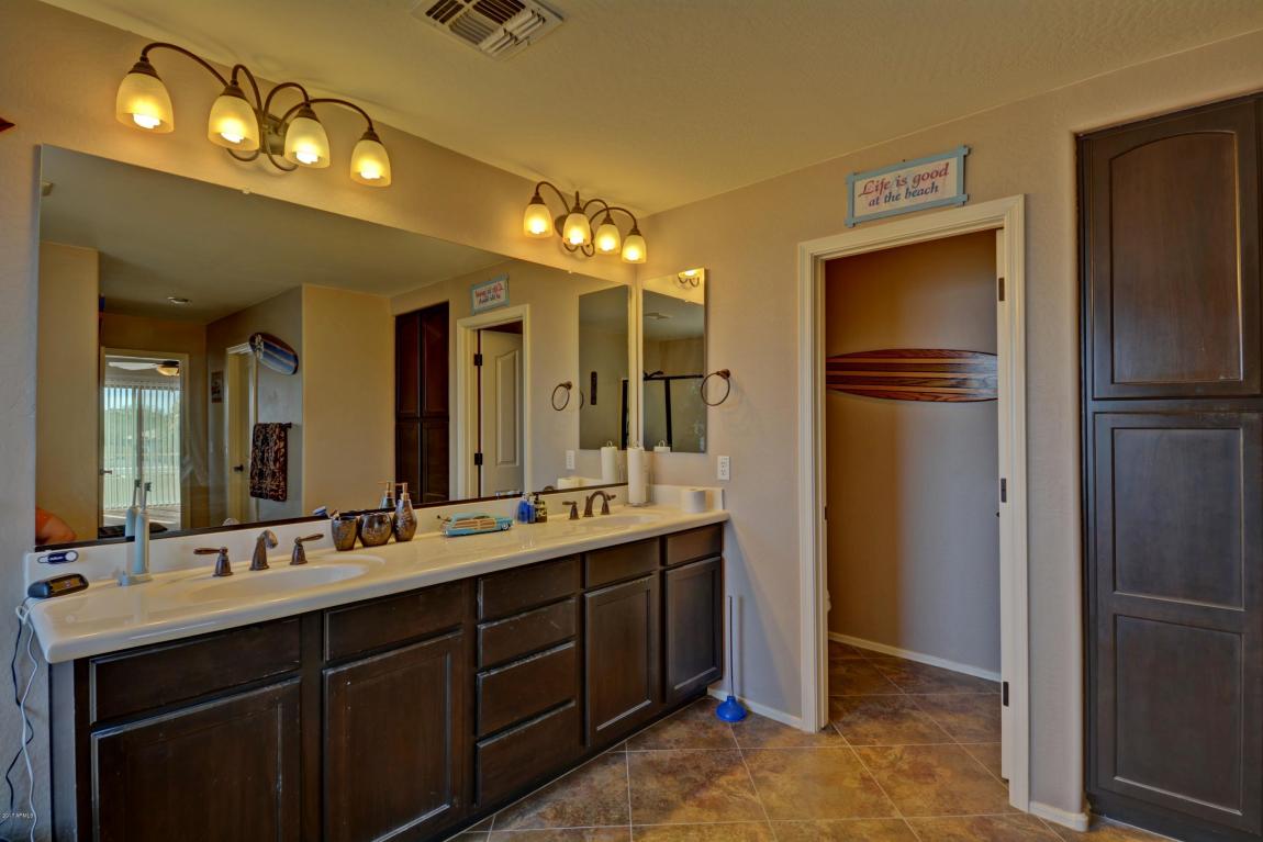 703 E Hummingbird Way, Gilbert, AZ 85297 photo 17