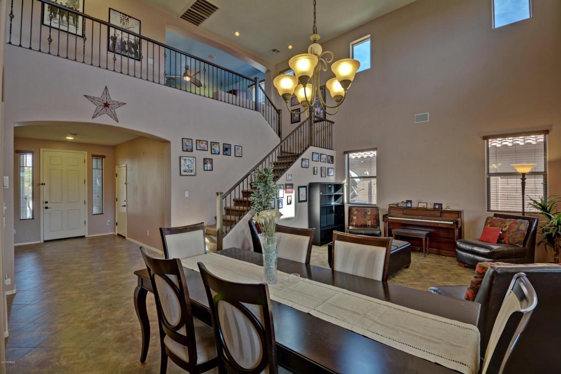 703 E Hummingbird Way, Gilbert, AZ 85297 photo 11