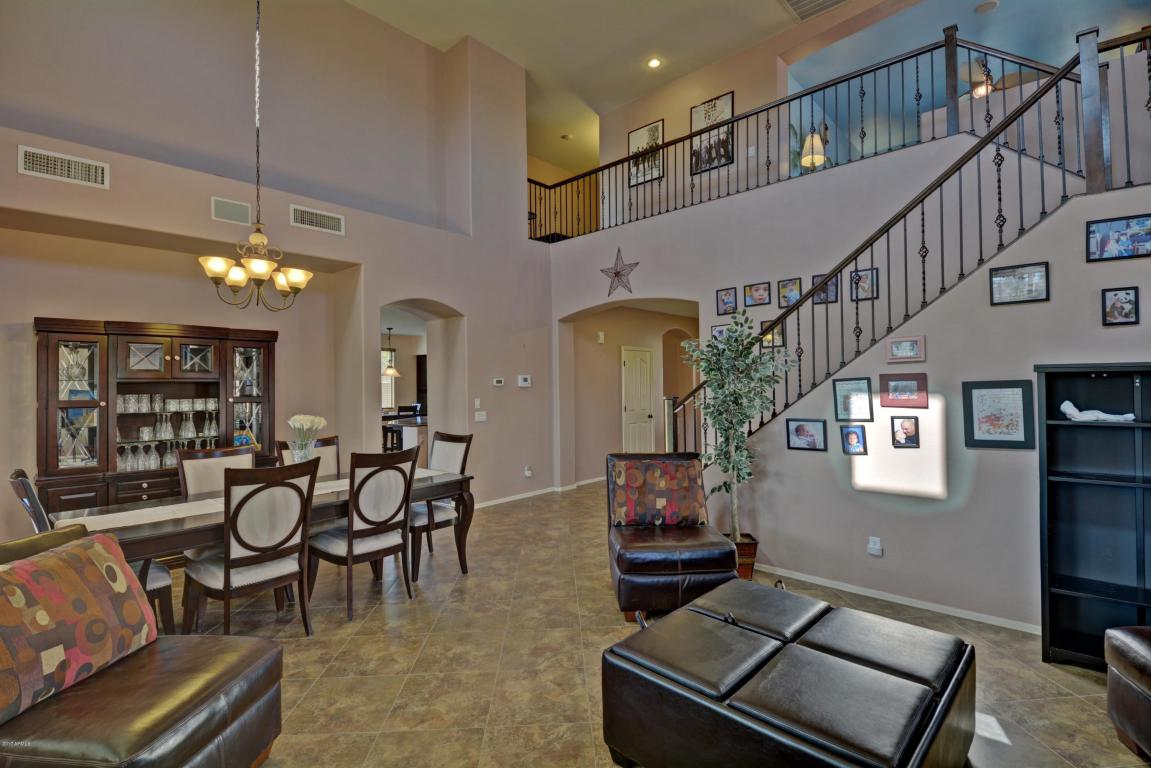 703 E Hummingbird Way, Gilbert, AZ 85297 photo 12