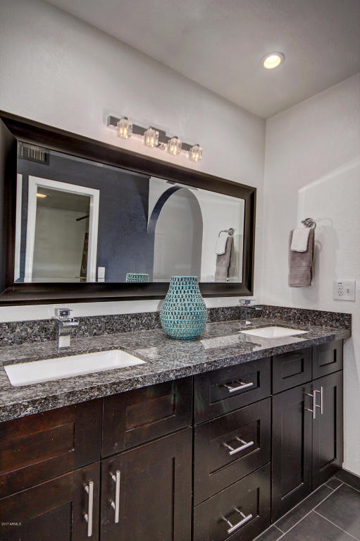 215 E Citation Ln, Tempe, AZ 85284 photo 3