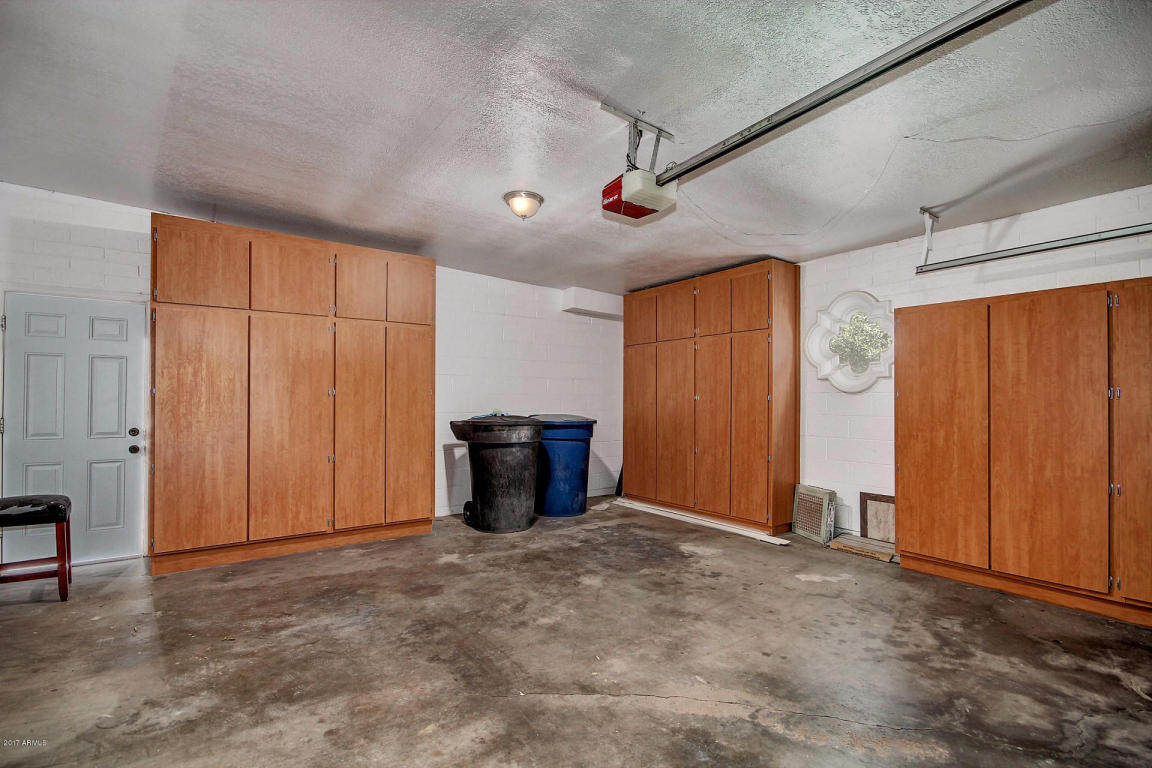 215 E Citation Ln, Tempe, AZ 85284 photo 23