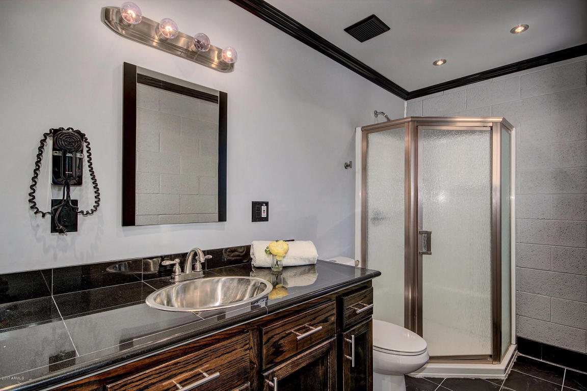215 E Citation Ln, Tempe, AZ 85284 photo 22